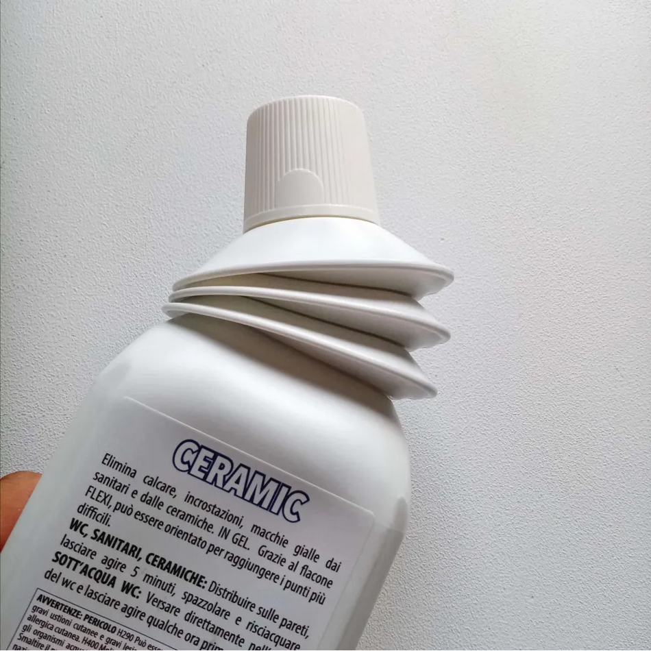 MELT CERAMIC TOTAL CLEANING REMOVES LIMESCALE, ACTS EVEN UNDER WATER